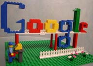 Ilustración en la que se ve la palabra Google generada a través de piezas pequeñas de montaje.