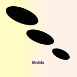 Ilustración en la que se pueden ver tres figuras de color negro acompañadas del texto "Medida". Las tres figuras son elipses inclinadas que van disminuyendo gradualmente de tamaño, siendo la más grande, la que está situada en la parte superior izquierda y, la más pequeña, la que está situada en la parte inferior derecha.