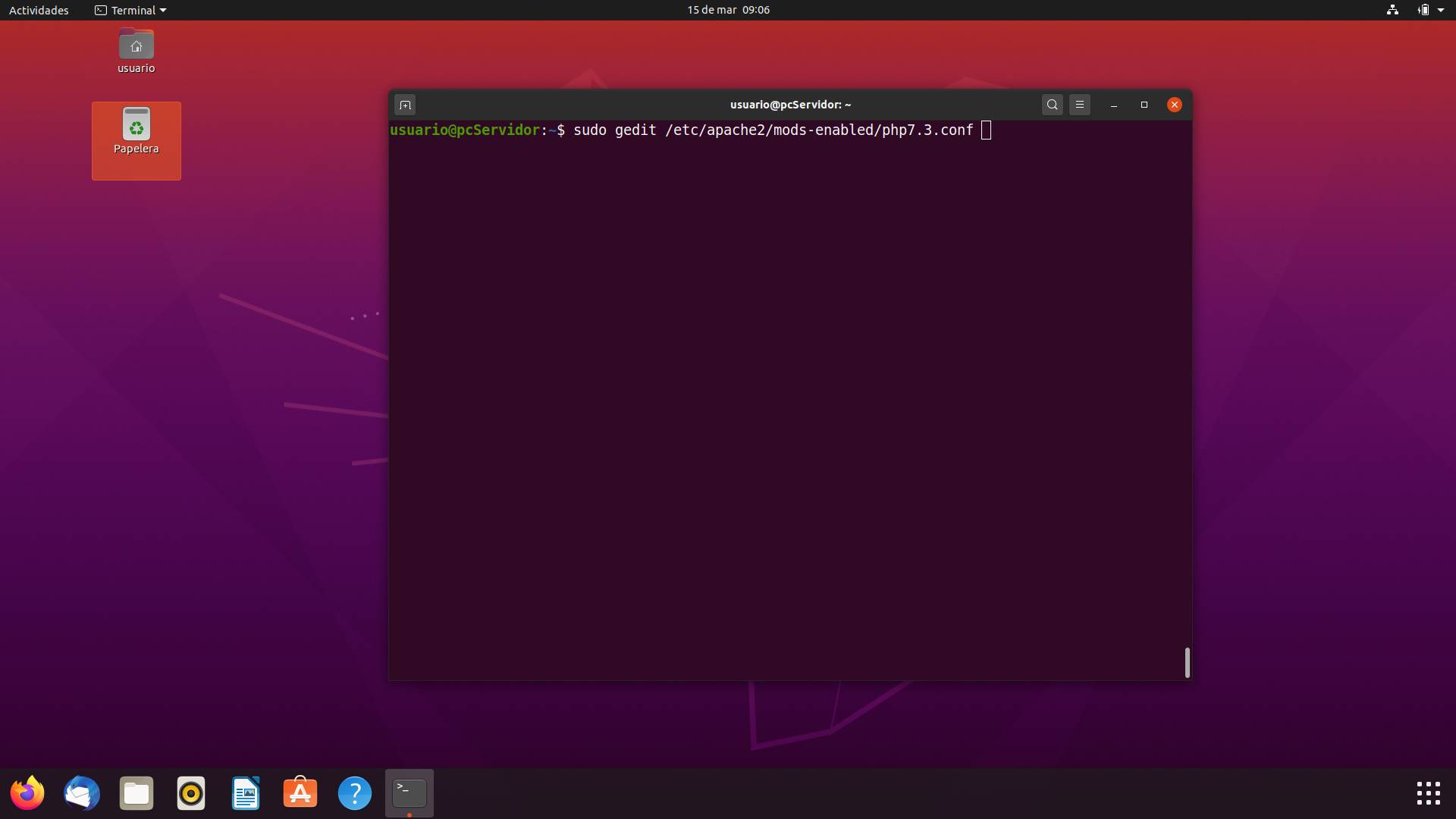 Imagen de un terminal ubuntu negro con el comando para editar el archivo php7.3.conf