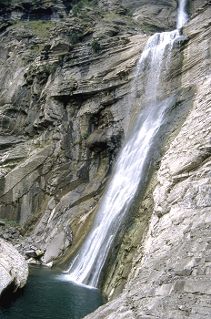 Ilustración de una cascada