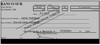 Imagen en la que se observa un cheque emitido por el banco XXX, en la que se pueden ver los espacios donde insertar los datos de la entidad, la cuenta bancaria del emisor del cheque, la persona a la que se dirige, el importe y la fecha de emisión. Como se trata de un cheque para abonar en cuenta se cruza con dos barras transversales, y se ha incorporado la mención “para abonar en cuenta.” 