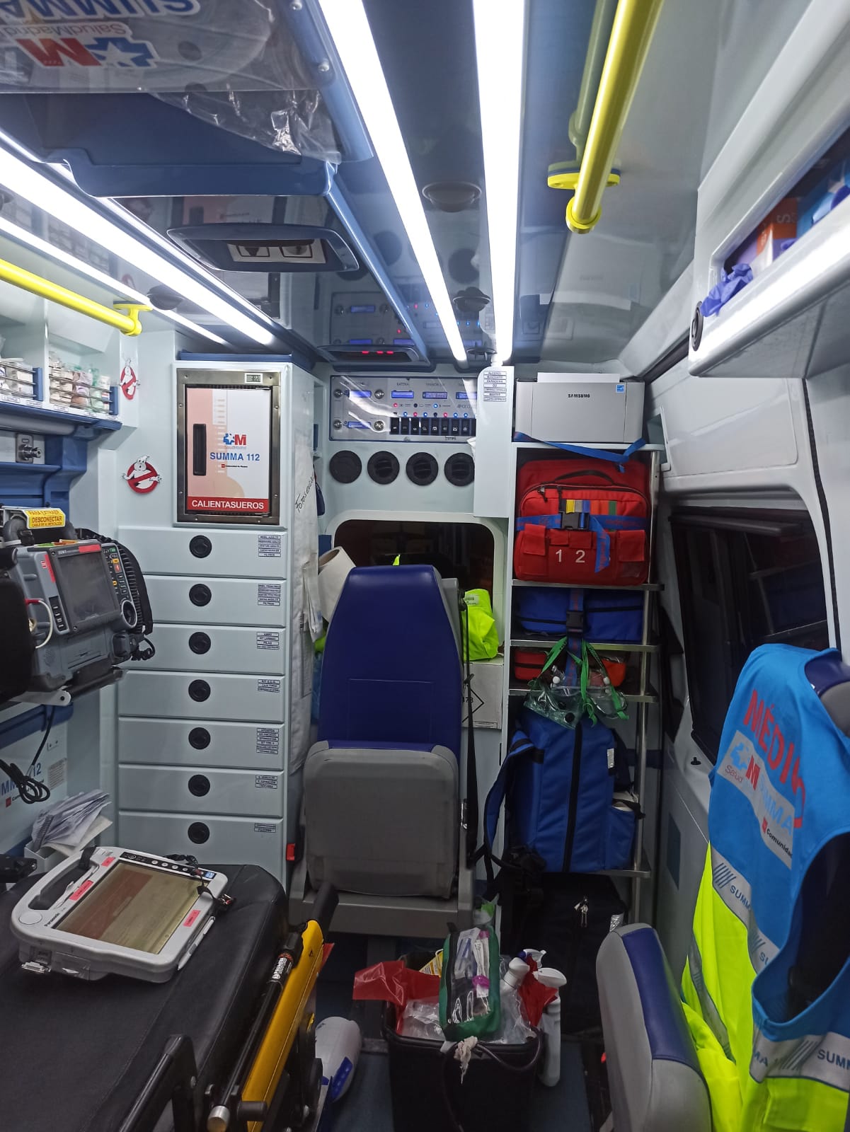 Interior ambulancia SVA