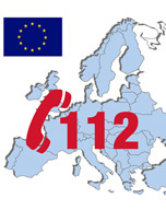 Sobre un mapa de Europa,  junto al que está la bandera de la Unión Europea, se ve el logo del número de emergencias único europeo, un teléfono rojo y al lado las cifras 112.