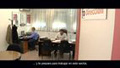 Imagen de un despacho en el que trabajan dos personas.