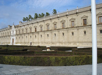 Fachada del Parlamento andaluz.