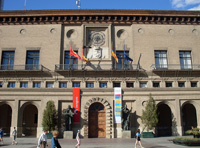 Fachada del Ayuntamiento de Zaragoza. 