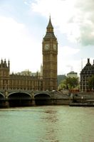 Edificio del Big Ben y río Tamesis.