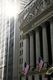 Fachada neoclásica del New York Stock Exchange, Bolsa de Valores de Nueva York.