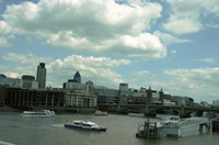 La ciudad vista desde el Támesis.