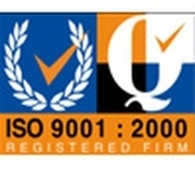 Normalización. Distintivo de calidad con la letra Q en mayúsculas y el nombre 'ISO 9001:2000' debajo.