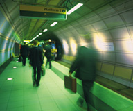 Inside a train station. Interior de una estación de tren.