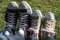 Shoes. Dos pares de zapatillas de diferentes tamaños.