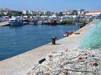 Vista panorámica del puerto de O Grove en Galicia.