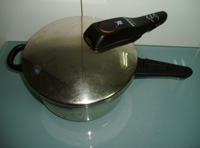Olla a presión. Imagen de una olla a presión.