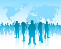 Personas. Grupo de gente con mapa mundial detrás.