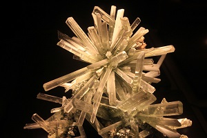 Imagen de un mineral de yeso.