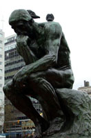 Statue du penseur de Rodin.