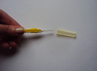 Cepillo interproximal fino.