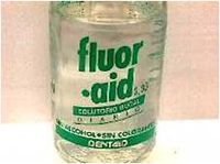 Fluor -aid diario. Imagen que muestra un envase de colutorio fluor-aid de uso diario.