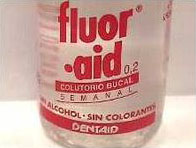 Fluor-aid semanal. Imagen que muestra un envase de colutorio fluor-aid de uso semanal.