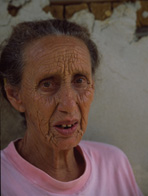 Fotografía de una mujer mayor.