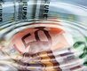 Un billete de 50 euros bajo el agua.