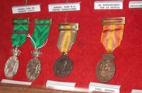 Conjunto de medallas.